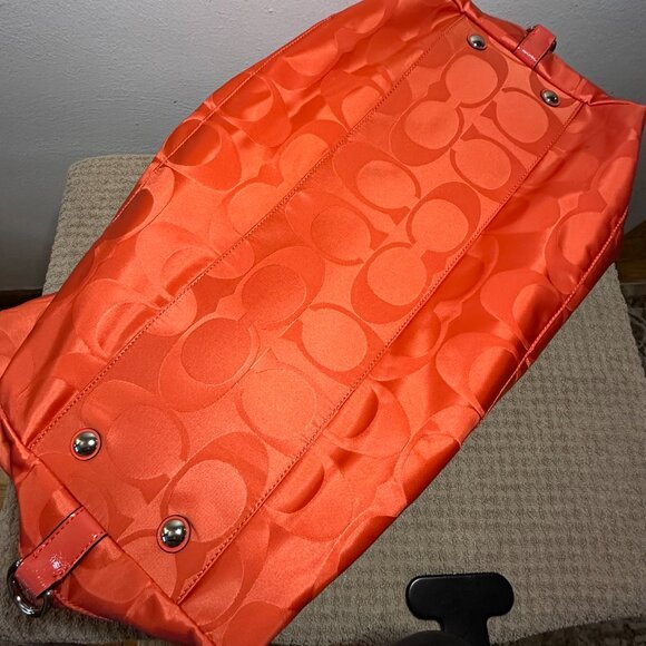 Coach Weekender/Duffle Bag - Picture 8 of 10